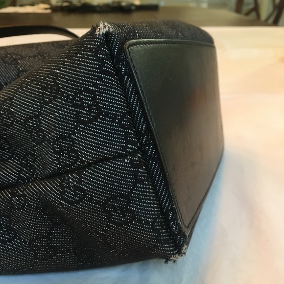 GUCCI Y2K Black Canvas Bucket Bag, Small - Picture 11 of 12